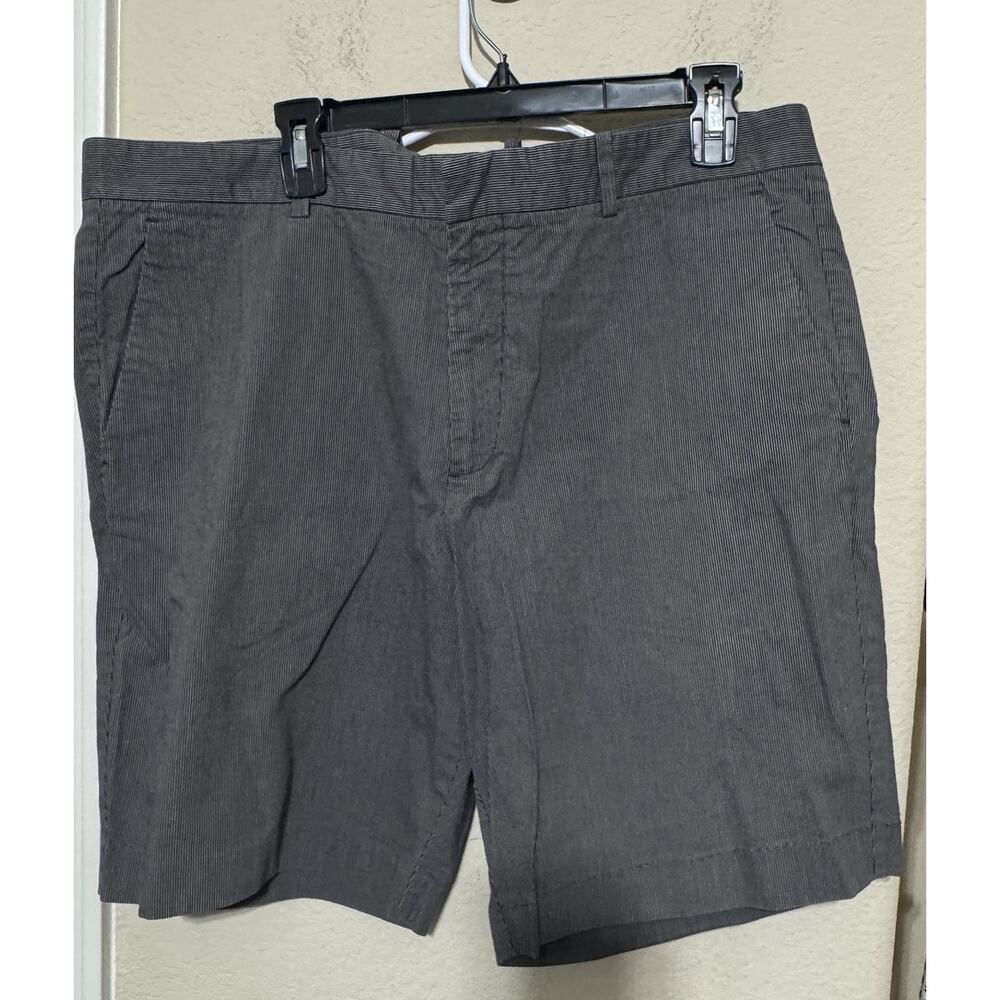 Theory Chino Shorts men’s size 38 X8 black stripe golf casual Stretch